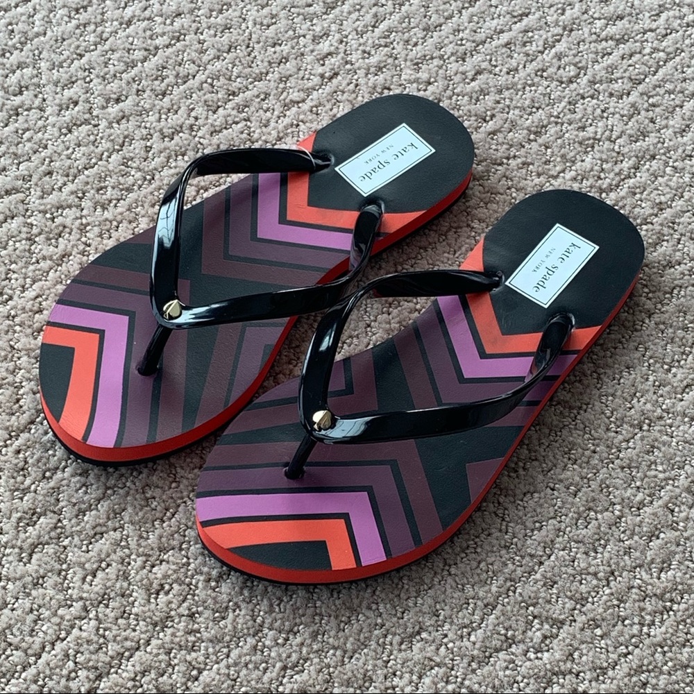 NEW Kate Spade ♠️ Geometric Flip Flops